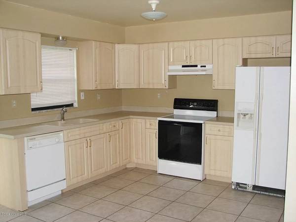 3 B/R, 2 Bath, 1 car garage, house on 1/4 acre in Port St. John. 1