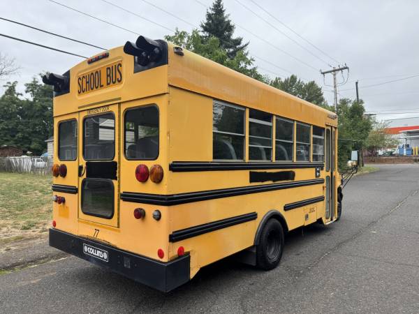 1998 Ford Van - Powerstroke 7.3 Diesel - 20 Passenger Bus - $6,95063469739048705124