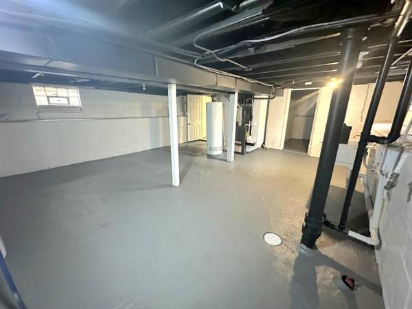 $1 / 3br - 871ft2 - File 3980    Renovated 3 bedroom Ranch unfinished basement (Gary - Sanford Tubbs sub)63918532685059122