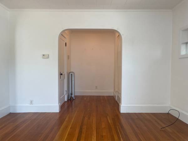 $2,700 / 2br - 1000ft2 - ✨Piso de 2 dormitorios • Cocina y baño renovados • Estacionamiento, lavandería y almacenamiento (West Medford)63892102796930123