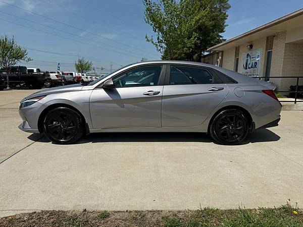 2022 Hyundai Elantra SEL - $11999.0063470754377089123