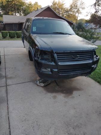 2007 FORD EXPLORER PARTED OUT 1