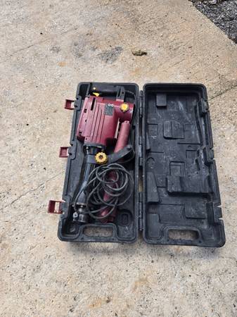 Demolition hammer 1