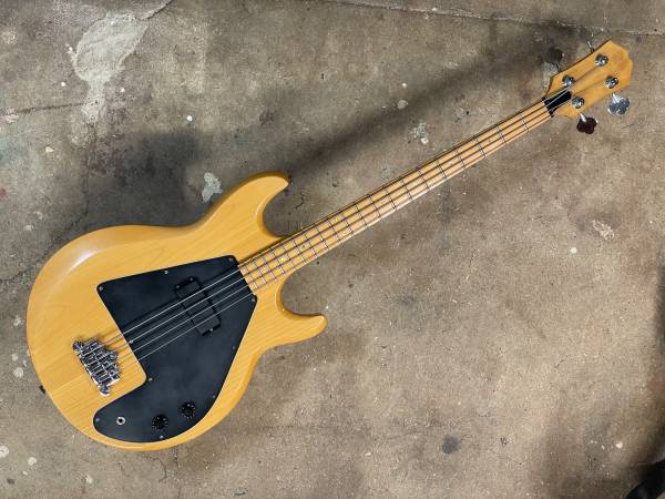 1998 Epiphone Ripper Bass - Gibson Grabber Style - musical