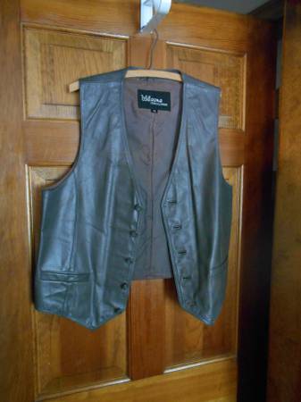 Leather Vest - Size 42 1