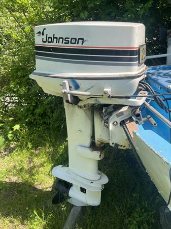 Johnson 20 HP Outboard - Electric Start, 20" Long Shaft 1