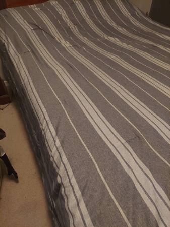 Queen size mattress and boxsprings 1