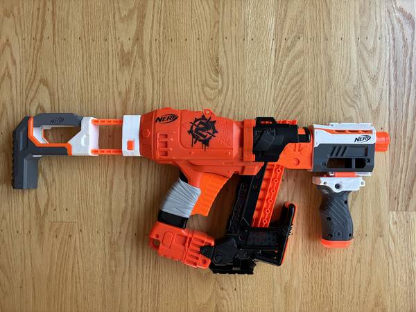 Nerf Guns bundle/ 6 Nerf Guns /Perfect condition 1