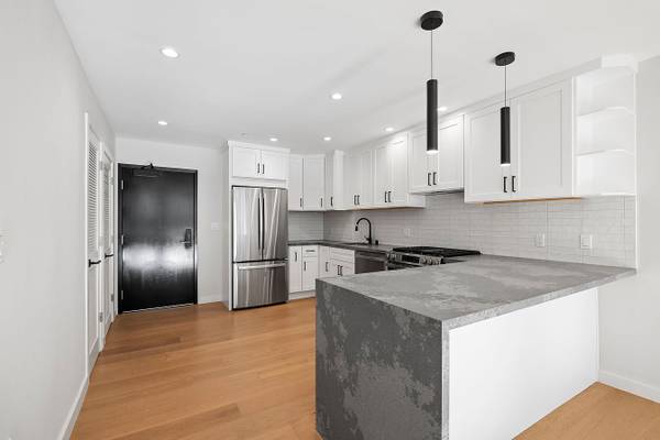 $6,895 / 3br - 1200ft2 - Vive la vida urbana de lujo en esta nueva residencia de 3/2 (San Francisco)64045028969346123