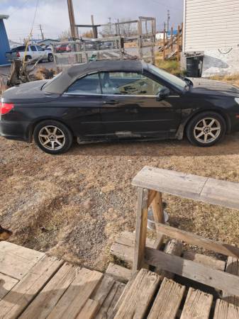 ISO: 2 doors Convertible Chrysler 2008 1