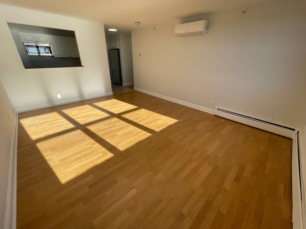 $3,555 / 2br - 776ft2 - ➽Charming South Boston 2 Bedroom w/In Unit W/D Available Now! (South Boston)63614216382209122
