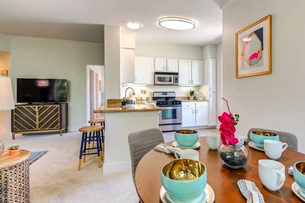 $3,252 / 2br - 1086ft2 - Private Balcony or Patio, Central Air Conditioner, 2bd (1850 Thibodo Rd, Vista, CA)63865930700289120