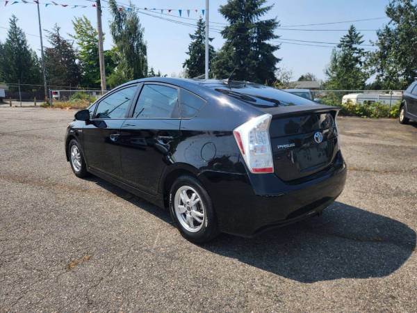 2010 Toyota Prius Electric II 4dr Hatchback Hatchback - $6,999 (Leavitt Auto Sales)63622936285571122