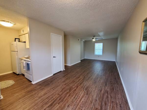 $1,031 / 2br - Descansa, relájate y recarga en The Arts at Jefferson Heights Apts! (Baton Rouge)63902942261506123
