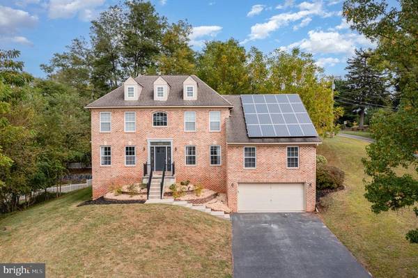 Have you seen it? Home in Lewisberry. 4 Beds, 2 Baths 1