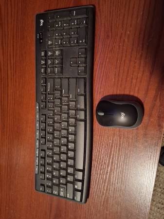 Wireless Keyboard & Mouse 1