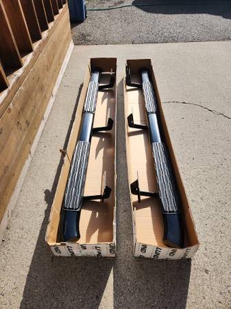 New Ram 1500 Nerf Bars 1