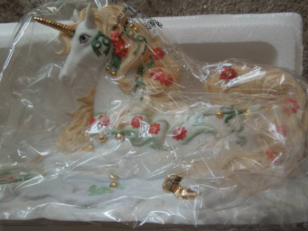 Princeton Gallery 2001 Yuletide Brilliance Unicorn 1