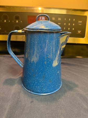 Vintage Speckled Blue Enamelware Camping Coffee Pot 1