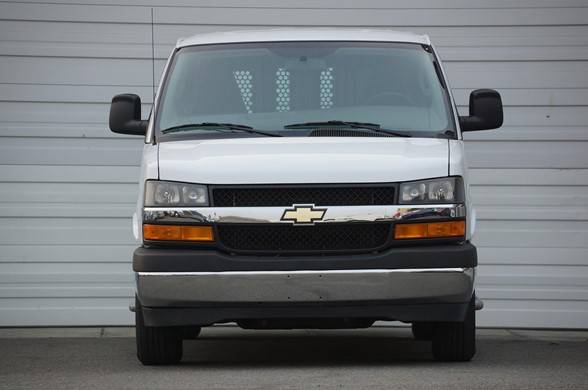 22 Chevrolet Chevy Express; garantía; FURGÓN DE CARGA; ¡6.6 litros V8! - $31,500 (RAINIERTRUCK.COM)63616151527427121