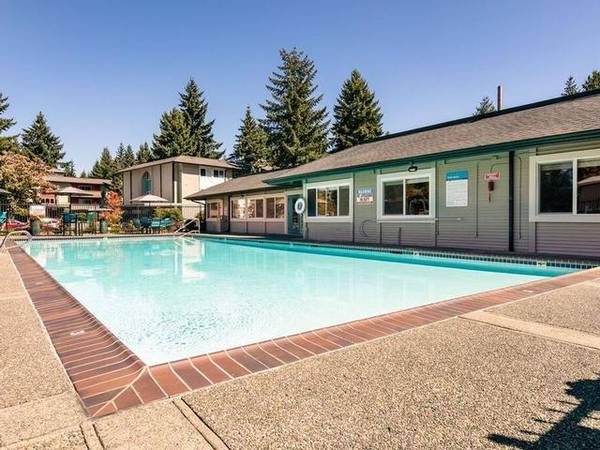 $2,334 / 2br - 1160ft2 - Carport parking available, Within the Bellevue School district (Crossroads Bellevue)64031309333506124