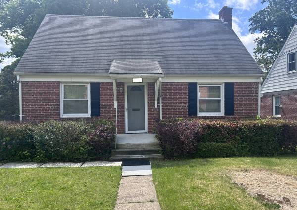 🏠21207 Detached Home – Needs TLC $239.9K ARV - $450K🌳 1