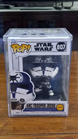 Funko Pop! Star Wars: Arc Trooper Jesse (Chase) With Case Protector 1