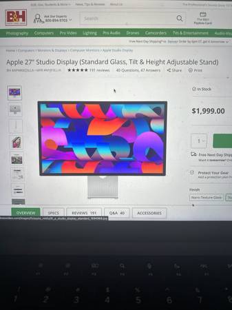 Apple 27" Studio Display - Tilt-and-height adjustable stand + case 1