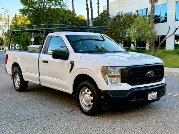 2022 Ford F-150 XL - Photo 2