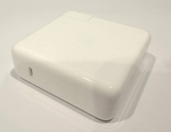 ### APPLE ORIGINAL 96W USB-C POWER ADAPTER(NO CABLE) ### 1