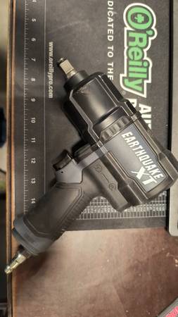 1/2" AIR IMPACT WRENCH--EARTHQUAKE XT 1