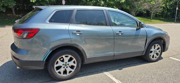2013 MAZDA CX9 AWD FILA TRASERA CÁMARA DE REVERSA NAVEGACIÓN - $3,500 (Staten Island)63654719873921124