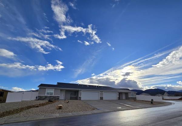 Brand New Construction - 3 bedroom 2 bath 4 Plex! (3939) 1