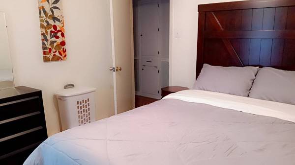 $650 room for rent 1