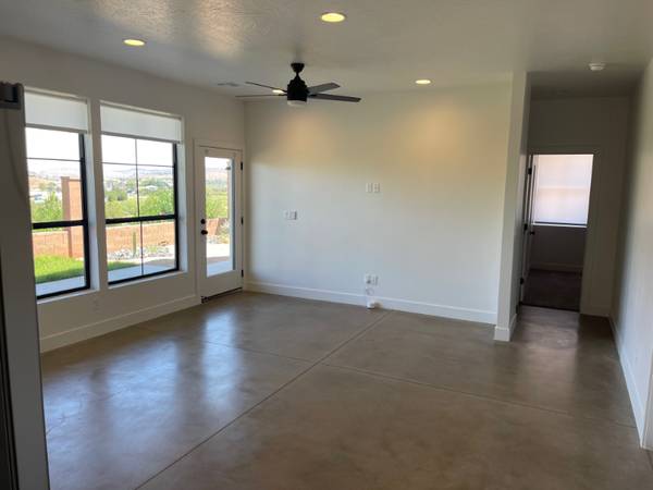 $1700.00 / 2br - Casita en Sótano63623245499777124