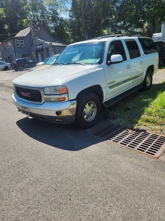 2003 GMC YUKON - $3.800 (Lake Peekskill)63436936930561121