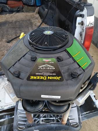 BRIGGS ENGINE 23HP 1