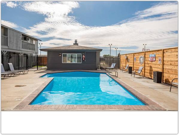 $1,053 / 1br - 565ft2 - Just stunning! Spacious 1 Bed, 1 bath with lots of light (Pasco)63678508428801120