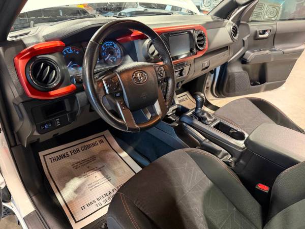 2016 Toyota Tacoma 4x4 4WD - Photo 9