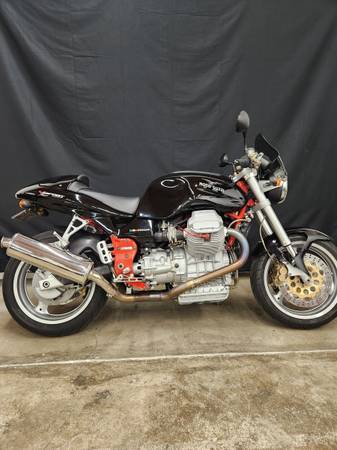 2001 Moto Guzzi V11 Sport – Classic Italian Engineering & Pure Charact