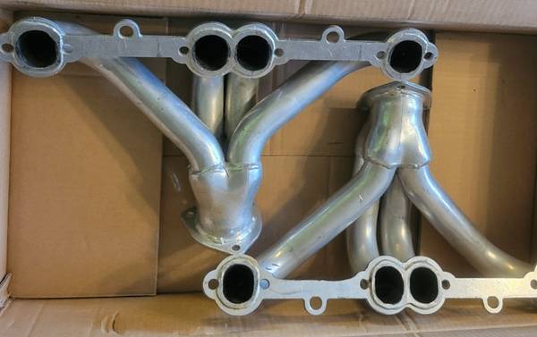 Chevy Block Hugger Headers 1