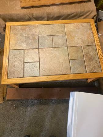 Coffee and end tables 1