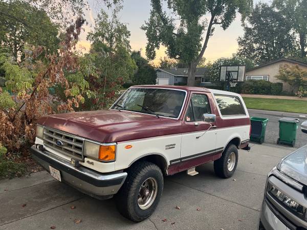 1990 Bronco 1