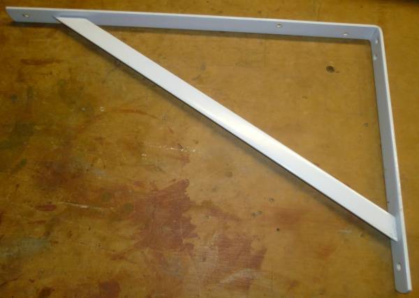 Shelf brackets 1