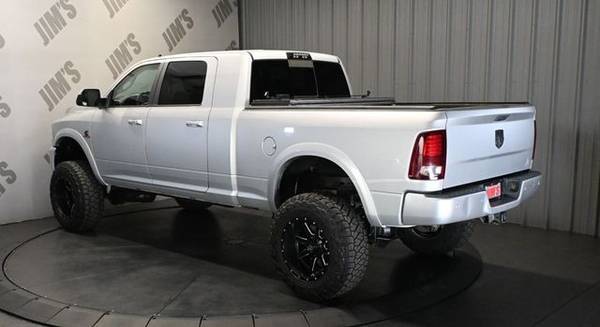 2018 RAM Laramie Mega Cab - Photo 7