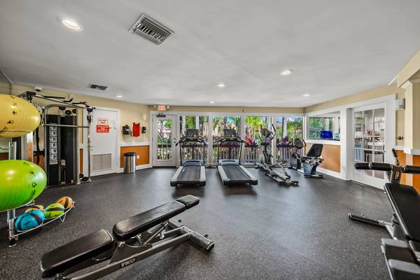 $1,779 / 2br - 920ft2 - Patio or Balcony, Tampa FL, 2/bd (move in by 10/11 get november free)63976136637954124