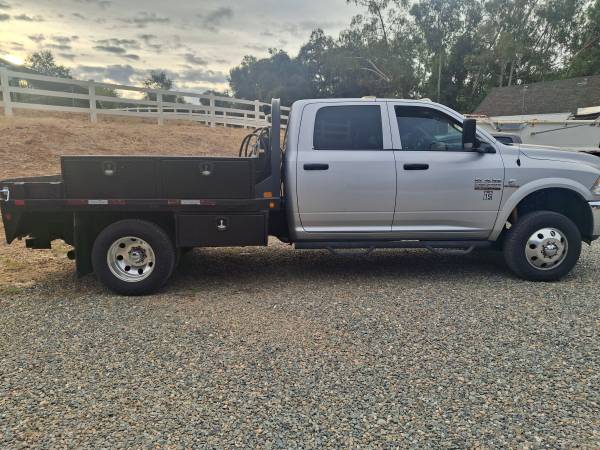 2017 RAM 3500 - Photo 2