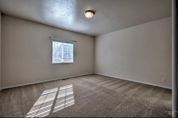$750.00 / 1br - Habitación acogedora de 1 dormitorio/1 baño en Twin Falls | Disponible 01/10 | $750/mes63797565805057122