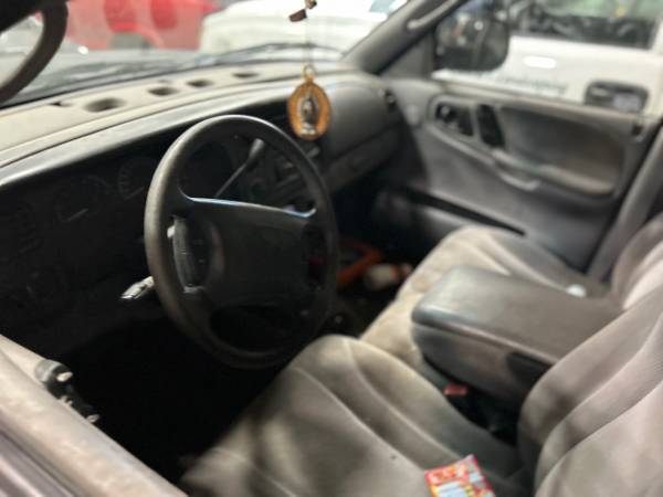 2000 Dodge Dakota Crew Cab 4x4 - $1,950 (novato)63622745871875123