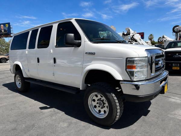 2014 Ford Econoline E-350 4x4